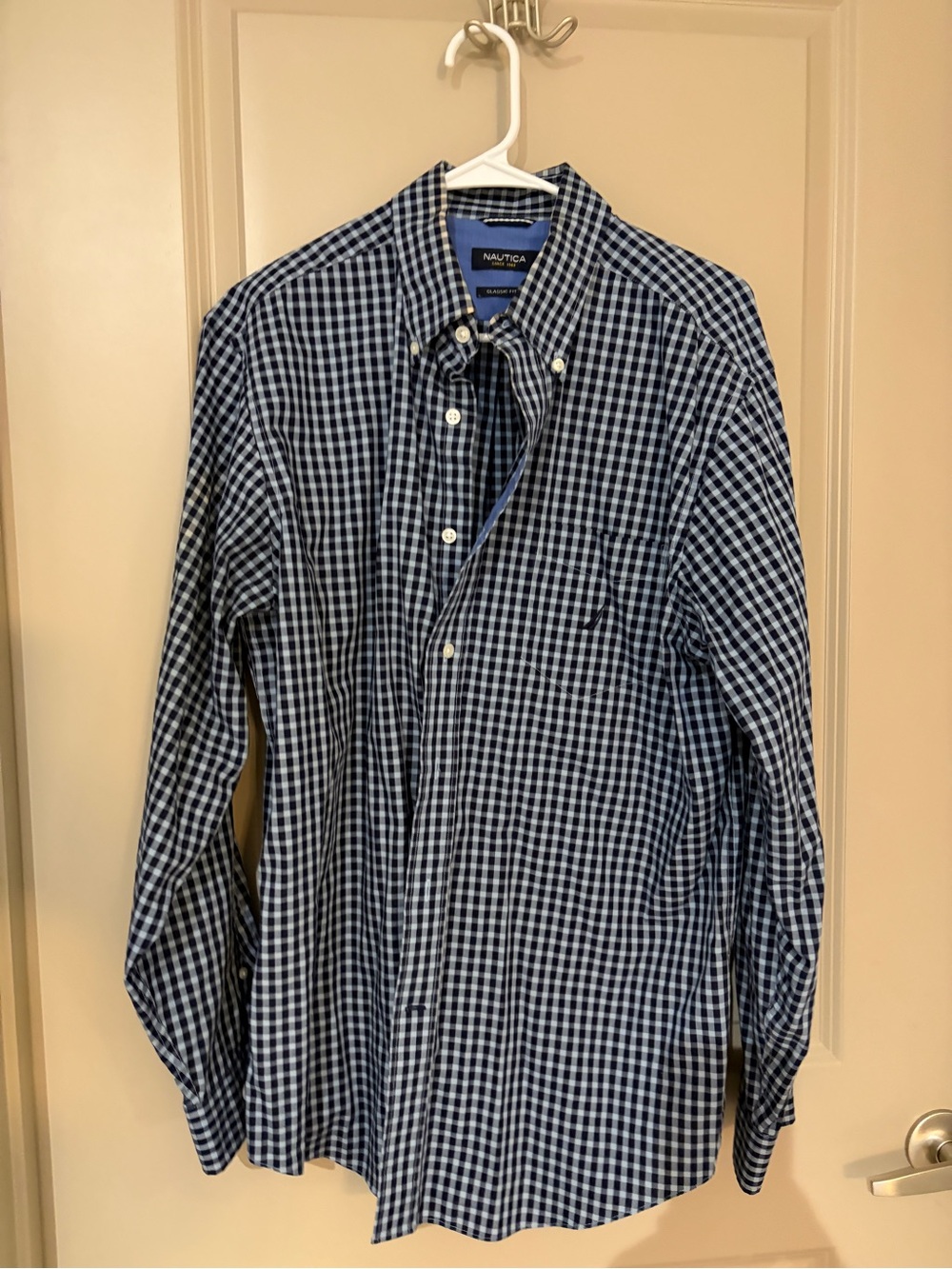 Nautica Men's Navy & White Gingham Button-Down Shirt